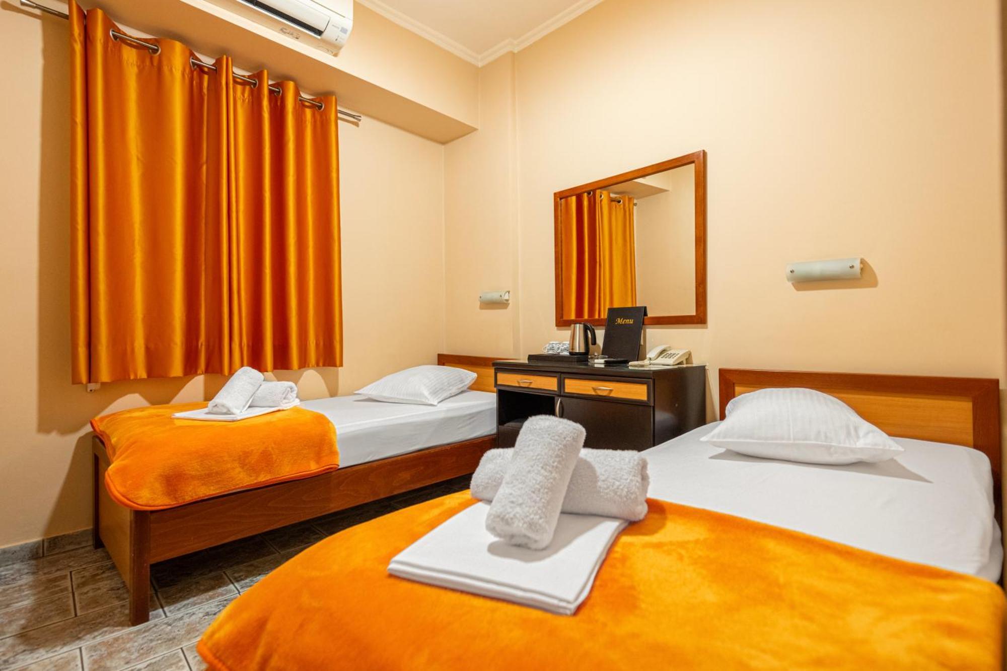 Hotel Faros I Pireus Zewnętrze zdjęcie