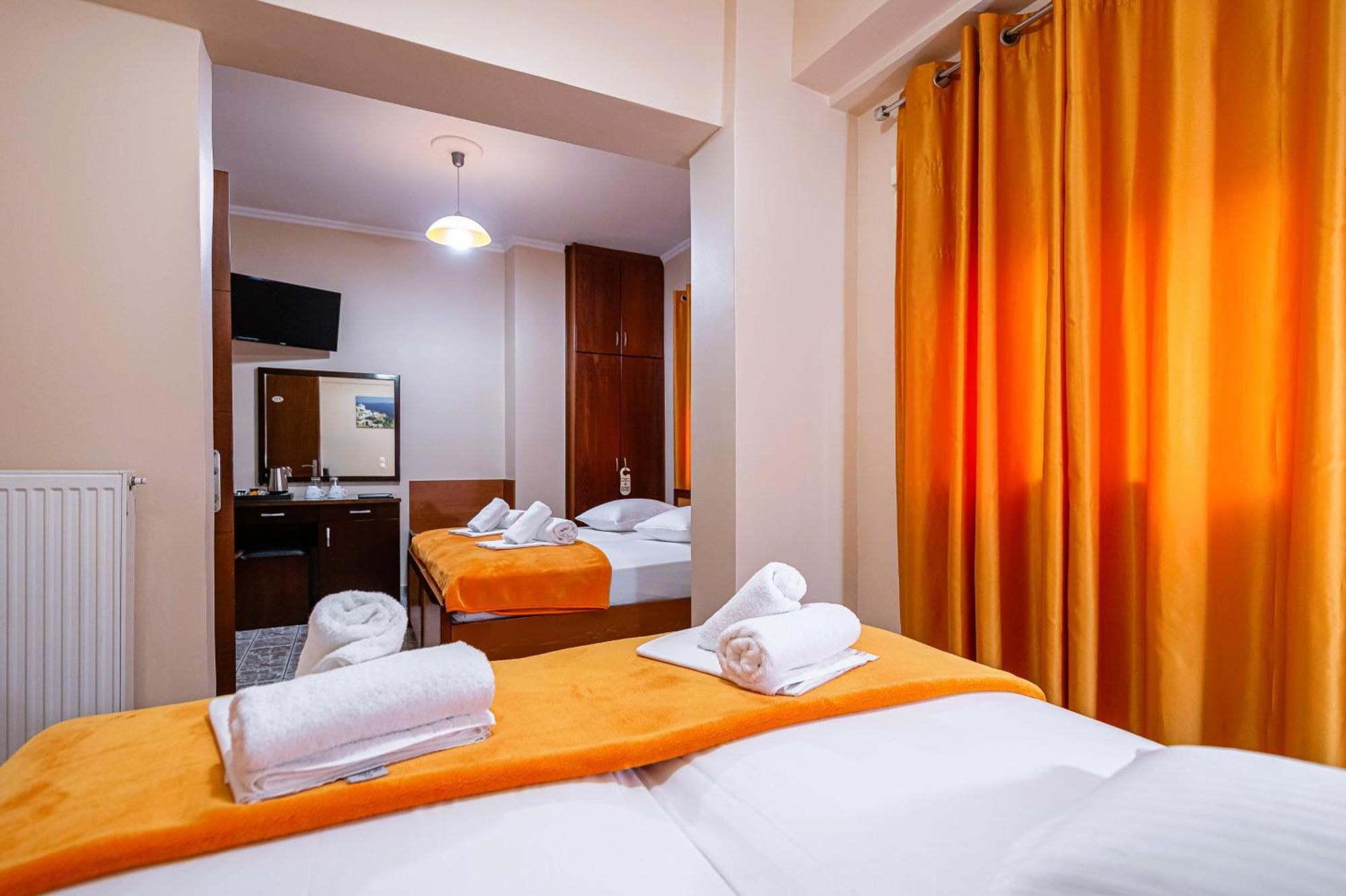 Hotel Faros I Pireus Zewnętrze zdjęcie