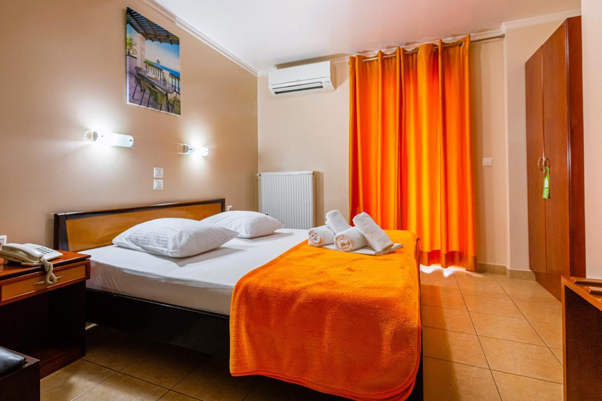 Hotel Faros I Pireus Zewnętrze zdjęcie